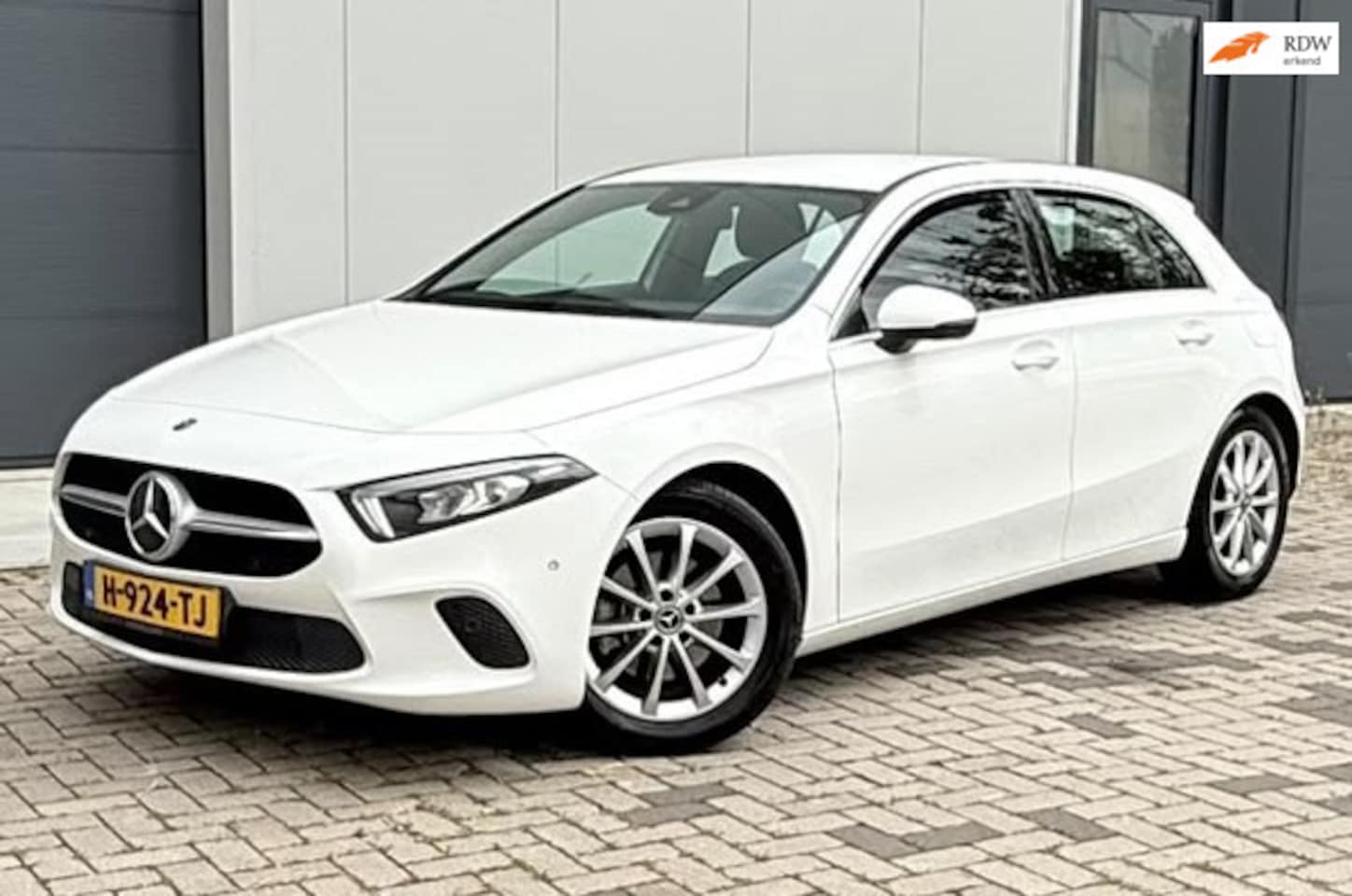 Mercedes-Benz A-klasse - 200 d Premium Plus 200 d Premium Plus - AutoWereld.nl