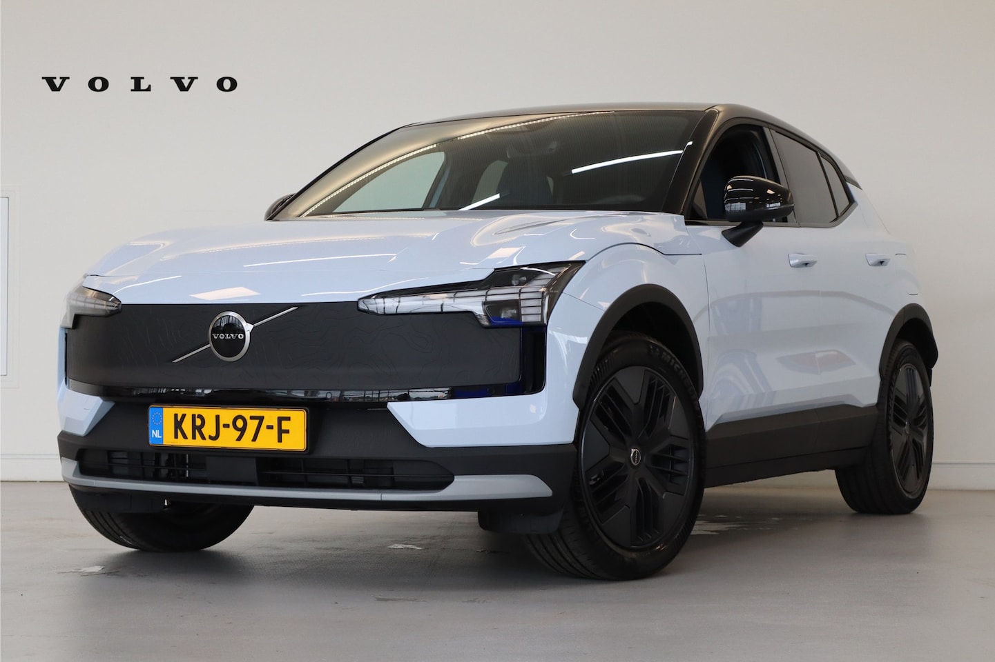Volvo EX30 Cross Country - P5 Long Range 272PK Europa Plus 69kWh | Getint Glas | Power Seats | Stoelverw | HK Audio | - AutoWereld.nl