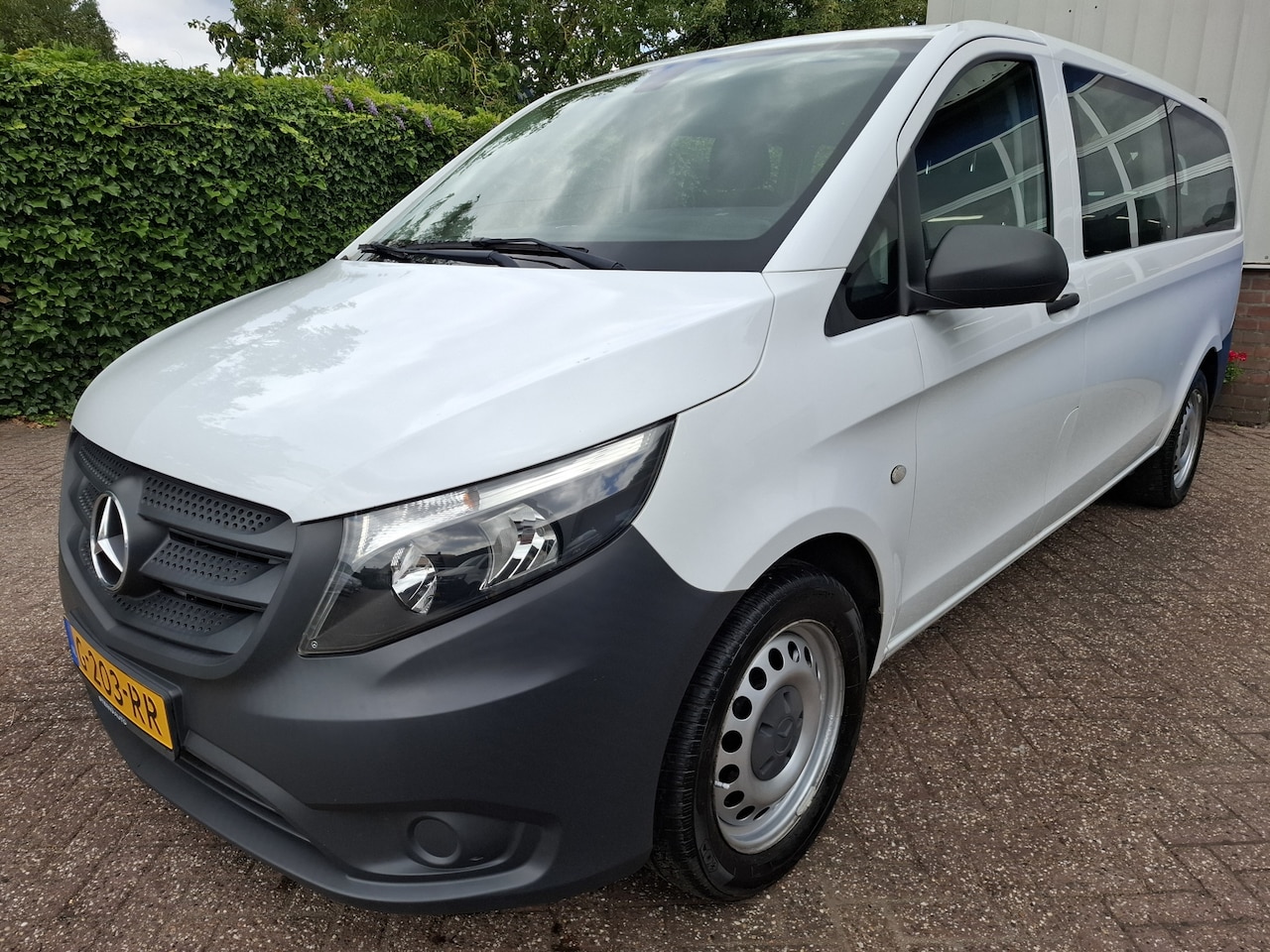 Mercedes-Benz Vito Tourer - 114 BlueTEC XXL 22385.- INCL BTW 9-PERSOONS AUTOMAAT 135PK - AutoWereld.nl