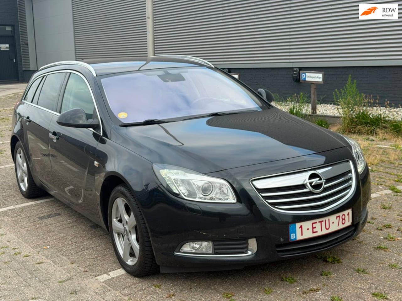 Opel Insignia Sports Tourer - 2.0 CDTI Design Edition 2.0 CDTI Design Edition - AutoWereld.nl