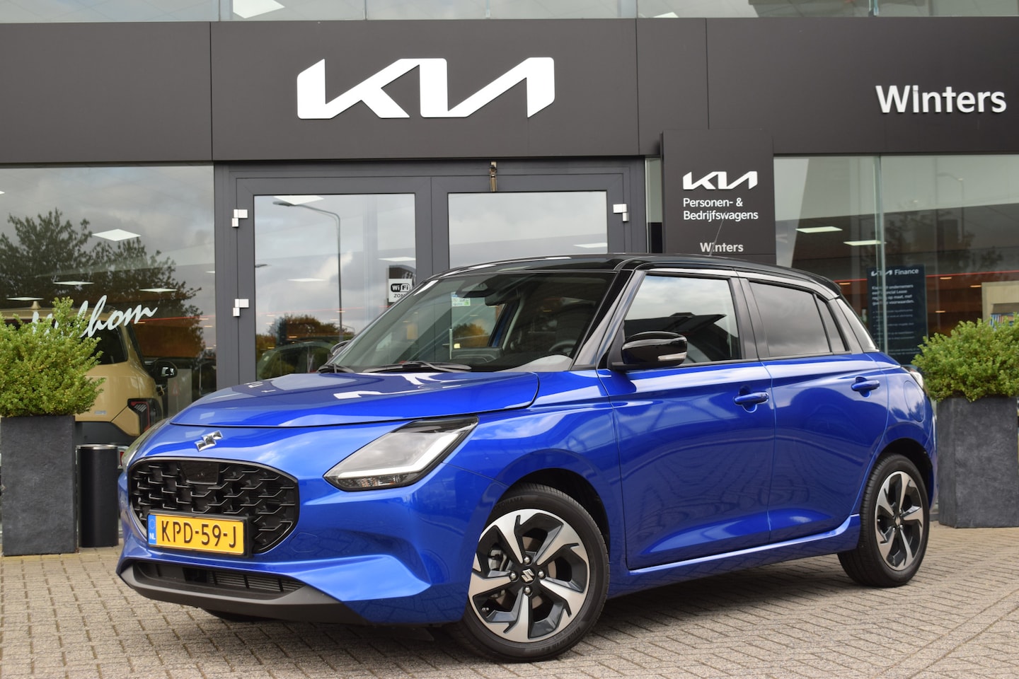 Suzuki Swift - 1.2 Style Smart Hybrid | Automaat | Dodehoekdetectie | Navigatie | Camera | Adaptieve Crui - AutoWereld.nl