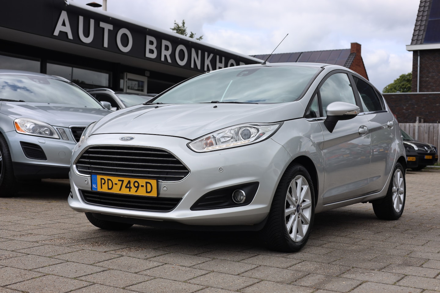 Ford Fiesta - 1.0 ECOBOOST | TITANIUM | NAVI | 53000 KM! - AutoWereld.nl
