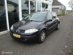Renault Mégane - 1.6-16V Expression Luxe nieuwe apk