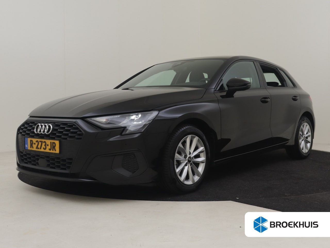Audi A3 Sportback - 30 TFSI Pro Line 110PK AUTO | Achteruitrijcamera | Cruise control | Climate control | Appl - AutoWereld.nl