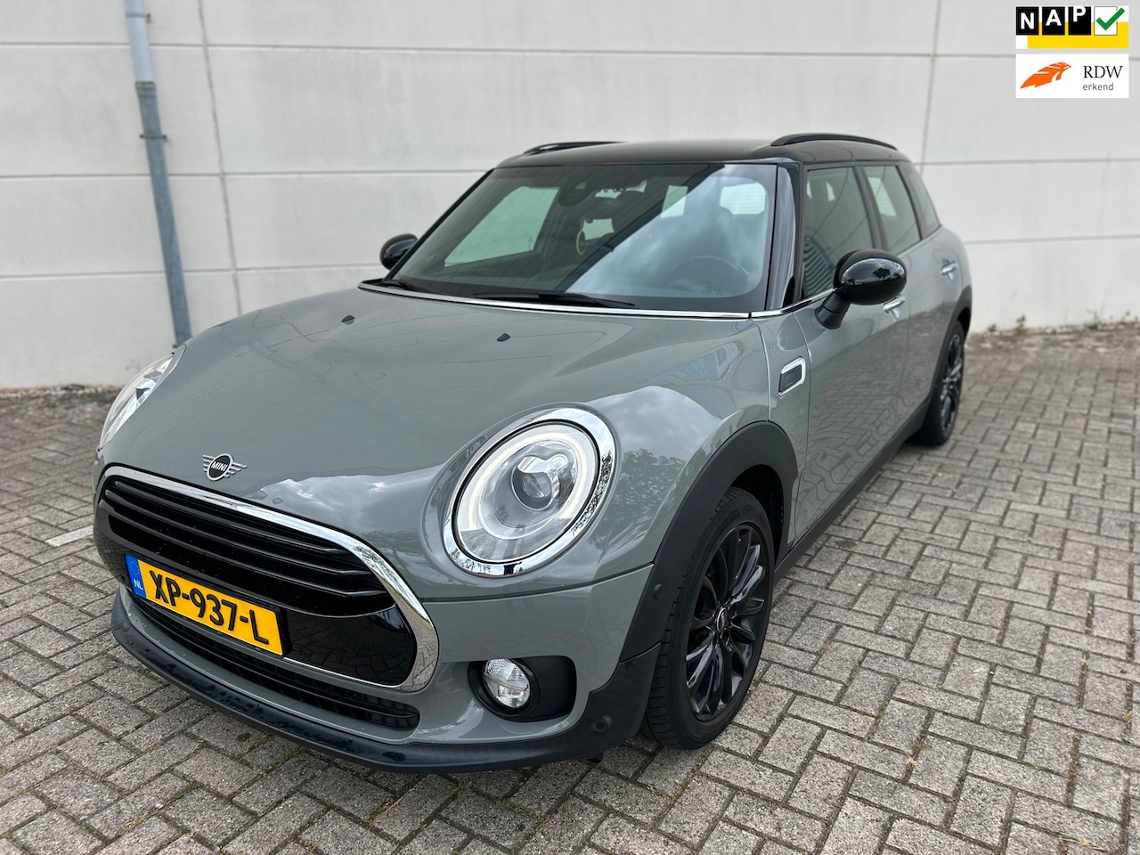 MINI Clubman - 1.5 Cooper Business Edition Automaat Cruise Climat Navi Trekhaak H&K Memory Stoelverwarmin - AutoWereld.nl