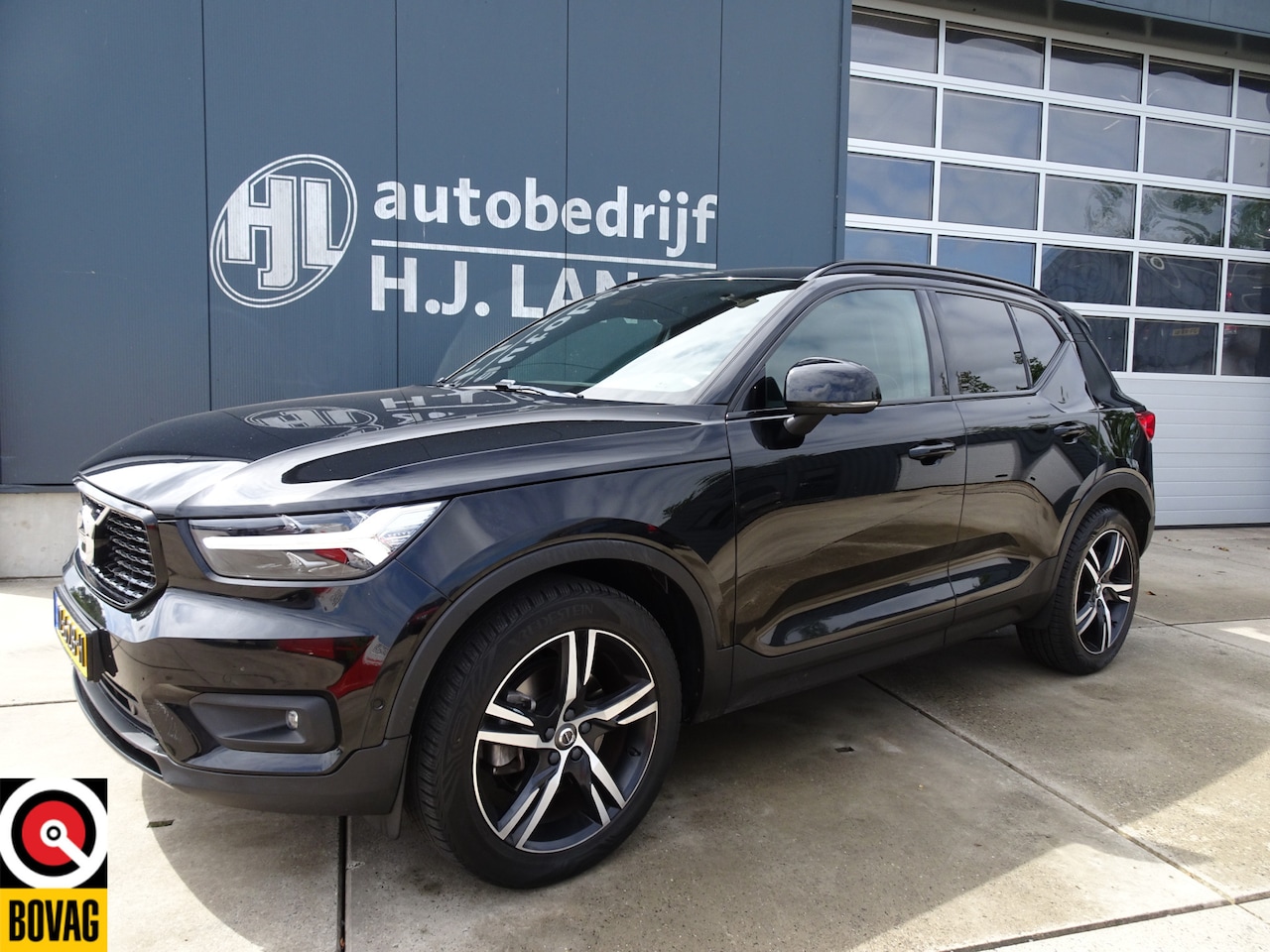 Volvo XC40 - 2.0 T4 R-Design 2.0 T4 R-Design - AutoWereld.nl