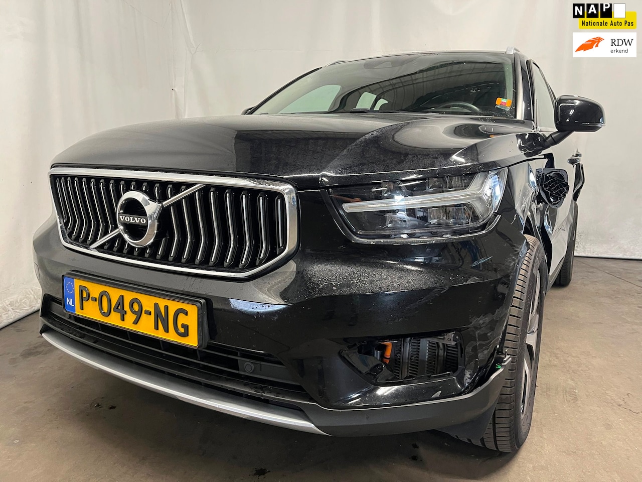 Volvo XC40 - 1.5 T4 Recharge Inscription Expression - Schade - WOK - AutoWereld.nl