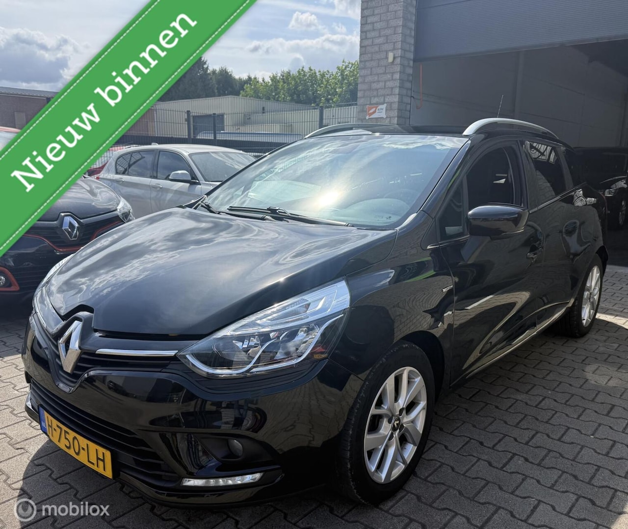 Renault Clio Estate - 0.9 TCe Limited / BJ 2020 / Origineel NL - AutoWereld.nl