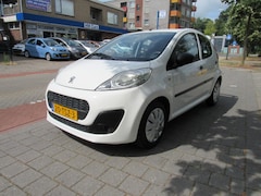 Peugeot 107 - 1.0 68PK 5Drs Airco Access Accent