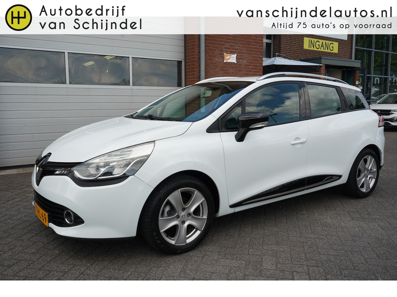 Renault Clio Estate - 0.9 TCE EXPRESSION ORIGINEEL NEDERLANDS NAVI AIRCO CRUISECONTROL TREKHAAK 16INCH LMV LED E - AutoWereld.nl