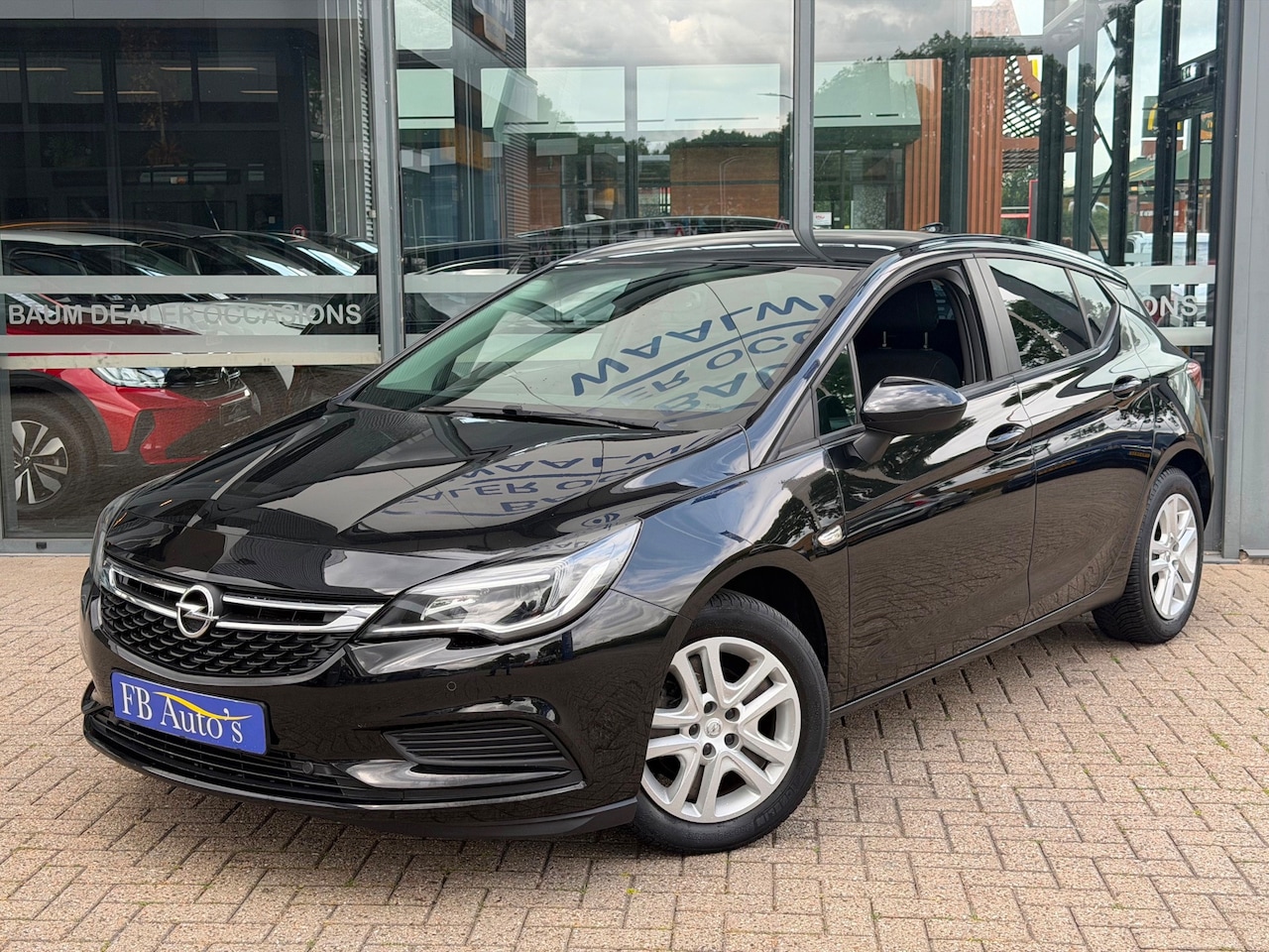 Opel Astra - 1.0 Online Edition Airco Cruise Navi Camera - AutoWereld.nl