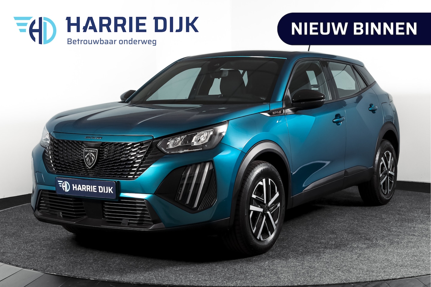 Peugeot 2008 - 1.2 Hybrid 136 Style | Cruise | PDC | App. Connect | ECC | LM 16" | 8066 - AutoWereld.nl
