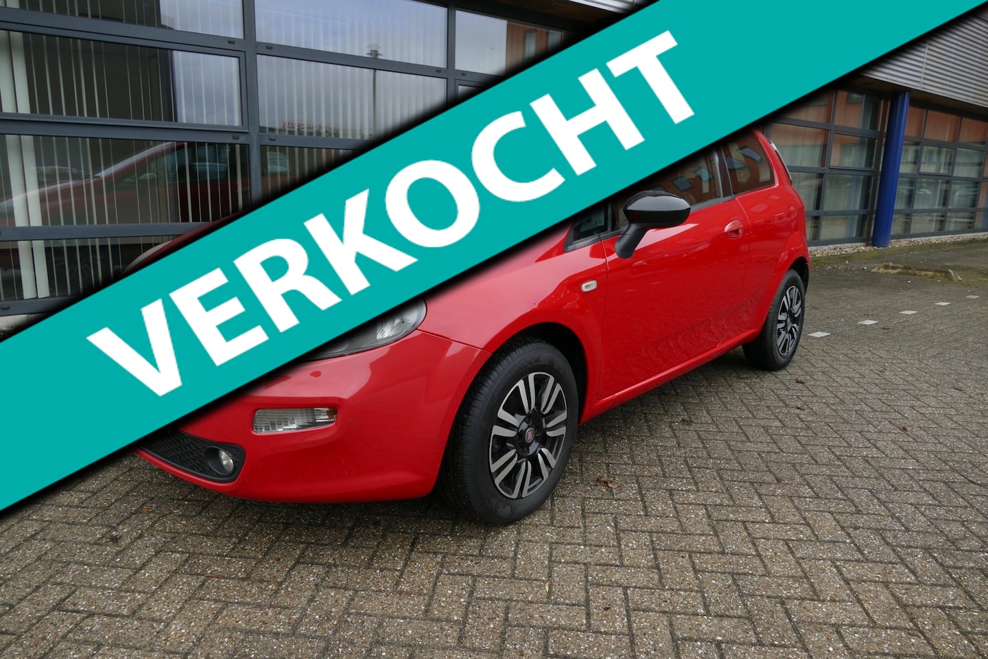 Fiat Punto Evo - 0.9 TwinAir Easy Nieuwe Apk 11-04-2027 Airco - AutoWereld.nl