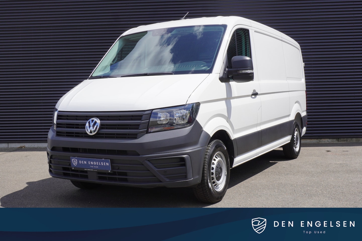 Volkswagen Crafter - L3H2/L2H1 Apple Carplay Camera Parkeersensoren 3-Zits Airco Cruise control - AutoWereld.nl