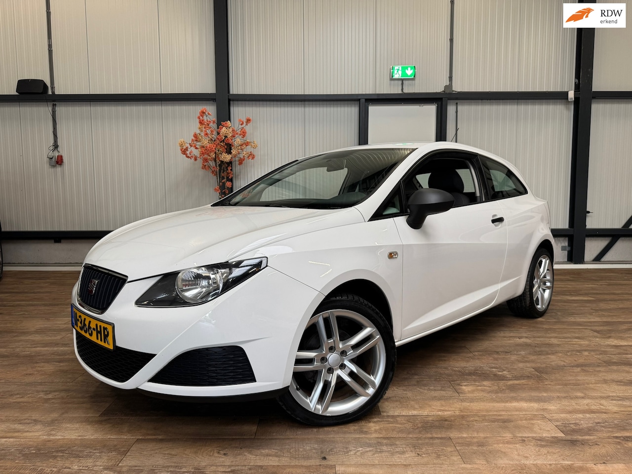 SEAT Ibiza - 1.2 Club / airco / nette staat met slechts 119 DKM! - AutoWereld.nl