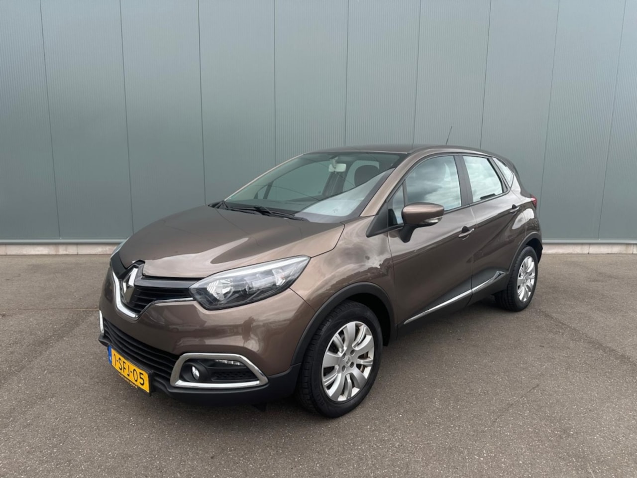 Renault Captur - 0.9 TCe Expression NAVI | AIRCO | NAP ! - AutoWereld.nl