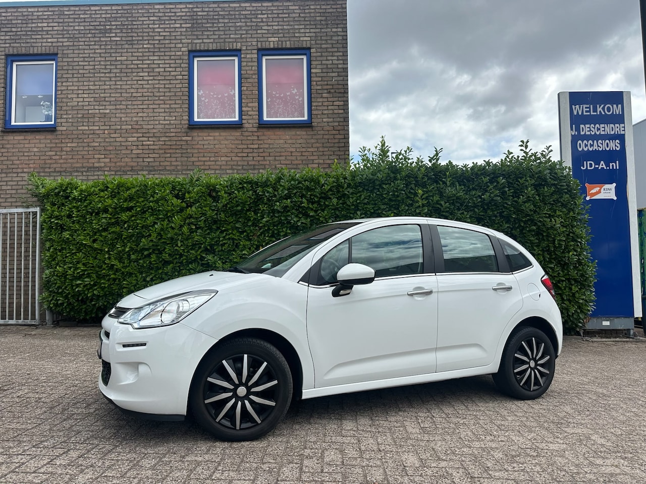 Citroën C3 - 1.2 PureTech Distributieriem Vervangen, Airco, Stoelverw, Cruise C!!!! - AutoWereld.nl