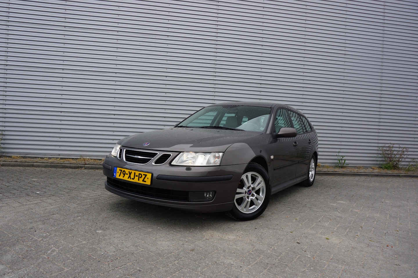 Saab 9-3 Sport Estate - 1.8 Vector Airco / Navi / Cruise / Stoelverw. / Elektr. ramen / Trekhaak / Lm velgen / NAP - AutoWereld.nl