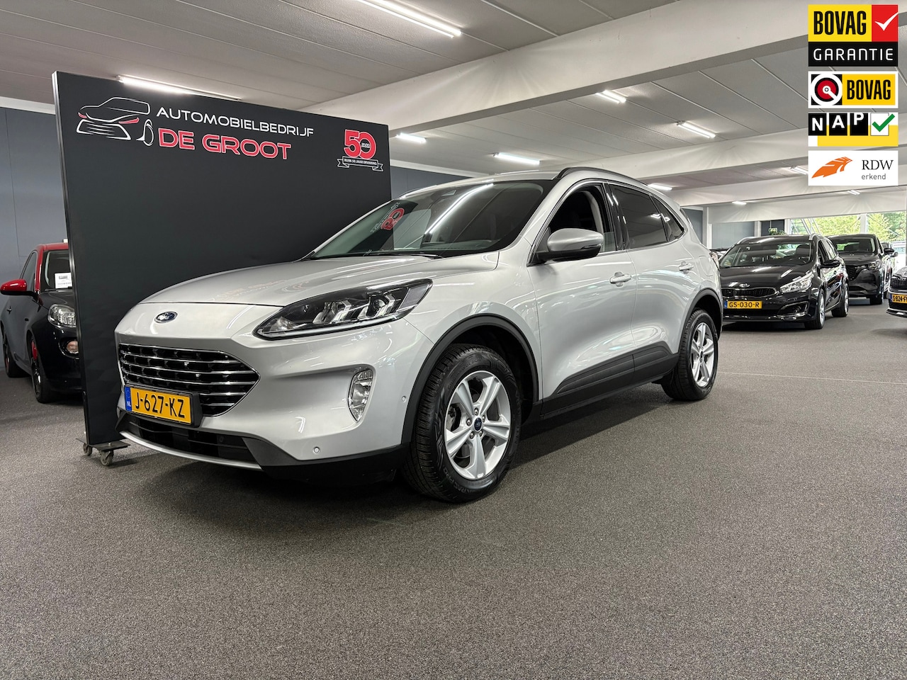 Ford Kuga - 1.5 EcoBoost Titanium/ NL auto/ Vaste trekhaak/ Sensoren/ Camera's - AutoWereld.nl