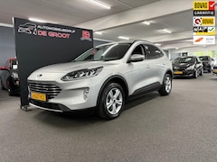 Ford Kuga - 1.5 EcoBoost Titanium/ NL auto/ Vaste trekhaak/ Sensoren/ Camera's