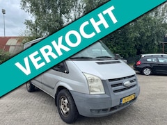Ford Transit - 300S 2.4 TDCI 6personen let op1 verstuiver tikt