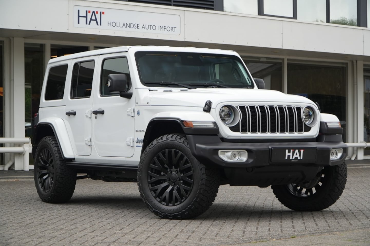 Jeep Wrangler Unlimited - 4xe 380 Sahara I Hardtop I ACC I 20 Inch - AutoWereld.nl