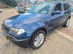 BMW X3 - 3.0i xenon, afneembare trekhaak, pdc, leer, pano