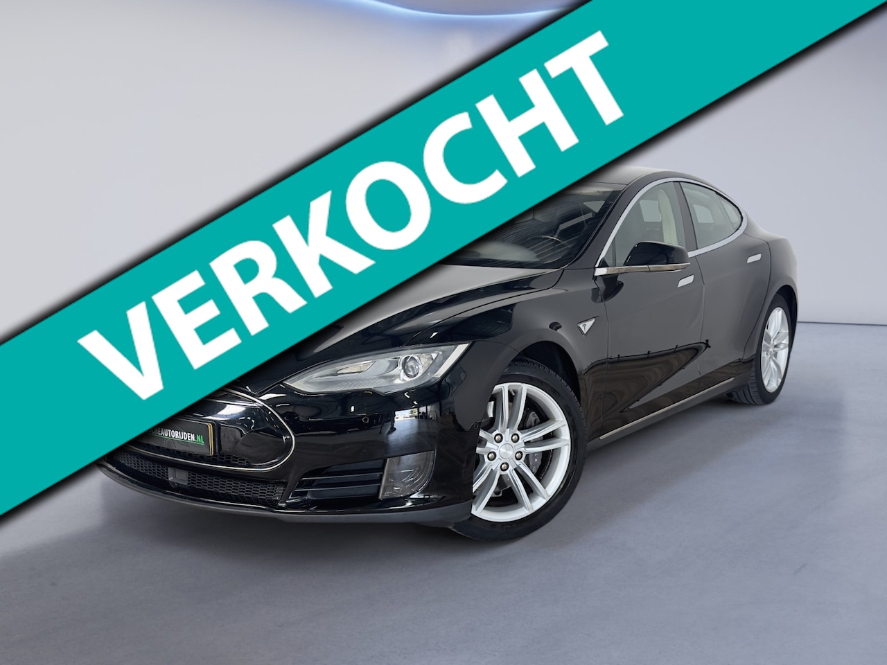 Tesla Model S - 60 Base|FREE SUPERCHARGE|NW ACCU met 30.000 KM|SC01| - AutoWereld.nl