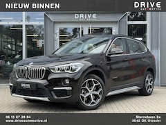 BMW X1 - sDrive20i 192PK Centennial Executive |Pano|Leer|Nav|Cruise|Dealer onderhouden