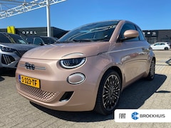 Fiat 500 C - La Prima 42 kWh | Vol-Leder | Tech Pack | Adaptive Cruise | Stoelverwarming | Achteruitrij