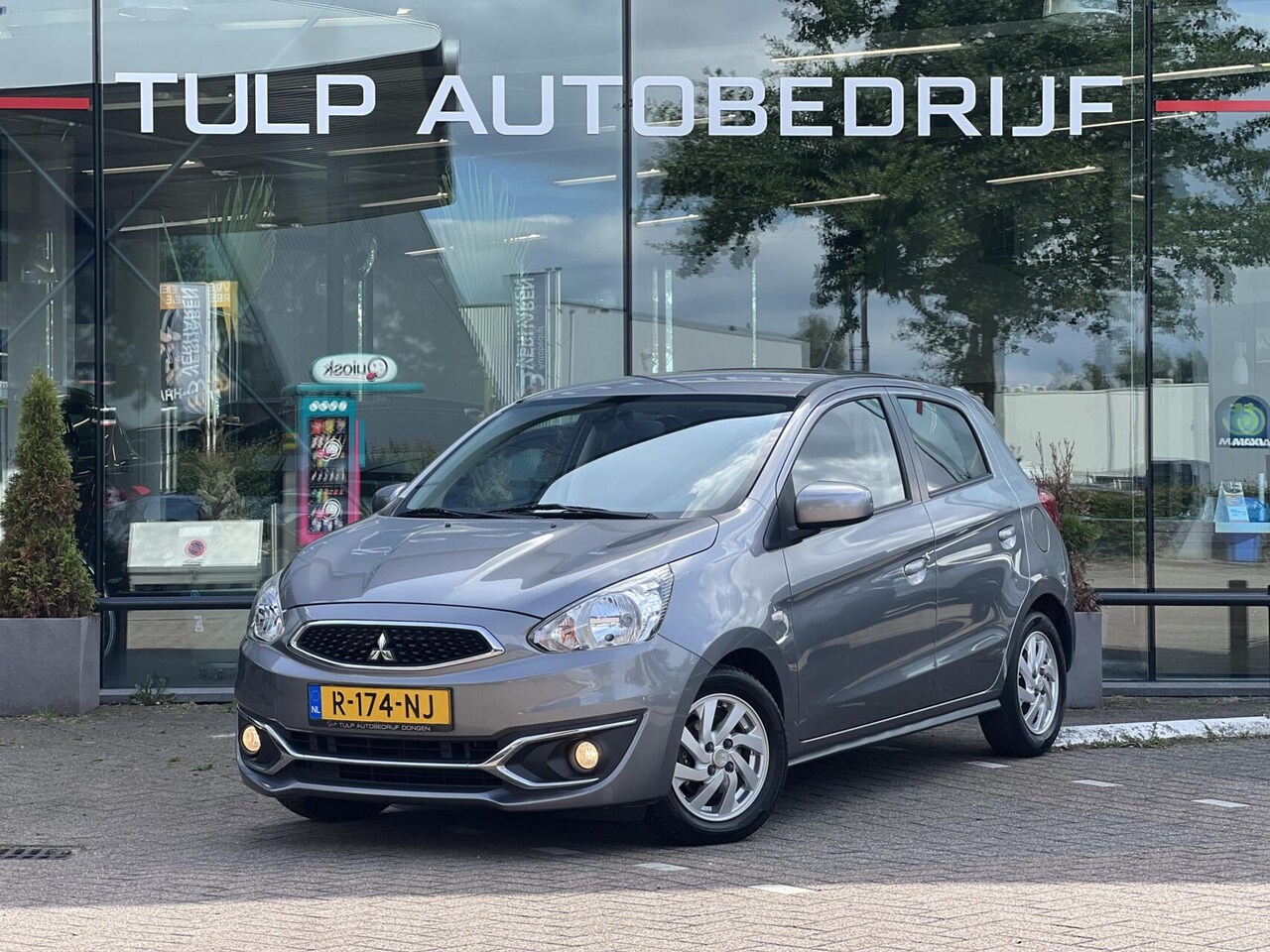 Mitsubishi Space Star - 1.2 Life Automaat Airco DAB Nette staat - AutoWereld.nl