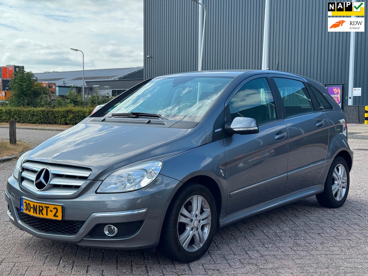 Mercedes-Benz B-klasse - 180 BlueEFFICIENCY Business CLass 180 BlueEFFICIENCY Business CLass - AutoWereld.nl