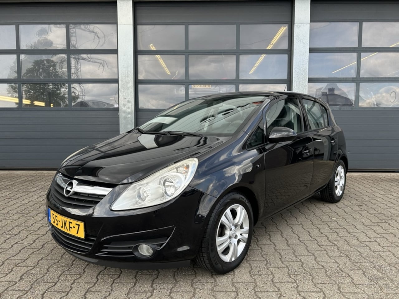 Opel Corsa - 1.4 5D Enjoy - AutoWereld.nl