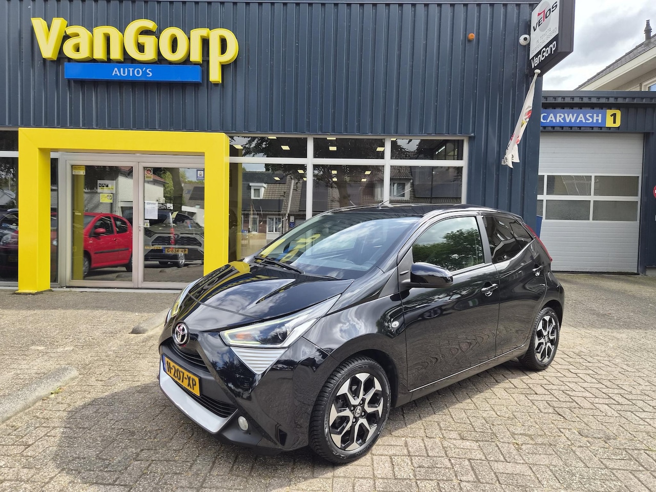 Toyota Aygo - 1.0 VVT-i x-joy Automaat All-in prijs! - AutoWereld.nl