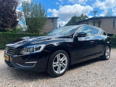 Volvo V60 - 2.4 D6 Twin Engine Momentum
