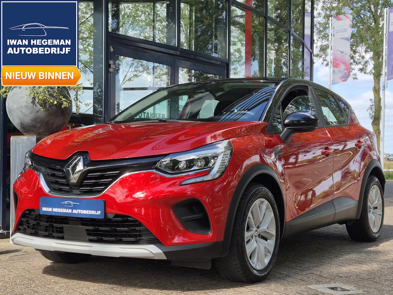 Renault Captur - 1.6 E-Tech Plug-in Hybrid 160 Business | Navigatie | Climate Control | Trekhaak | Cruise C - AutoWereld.nl