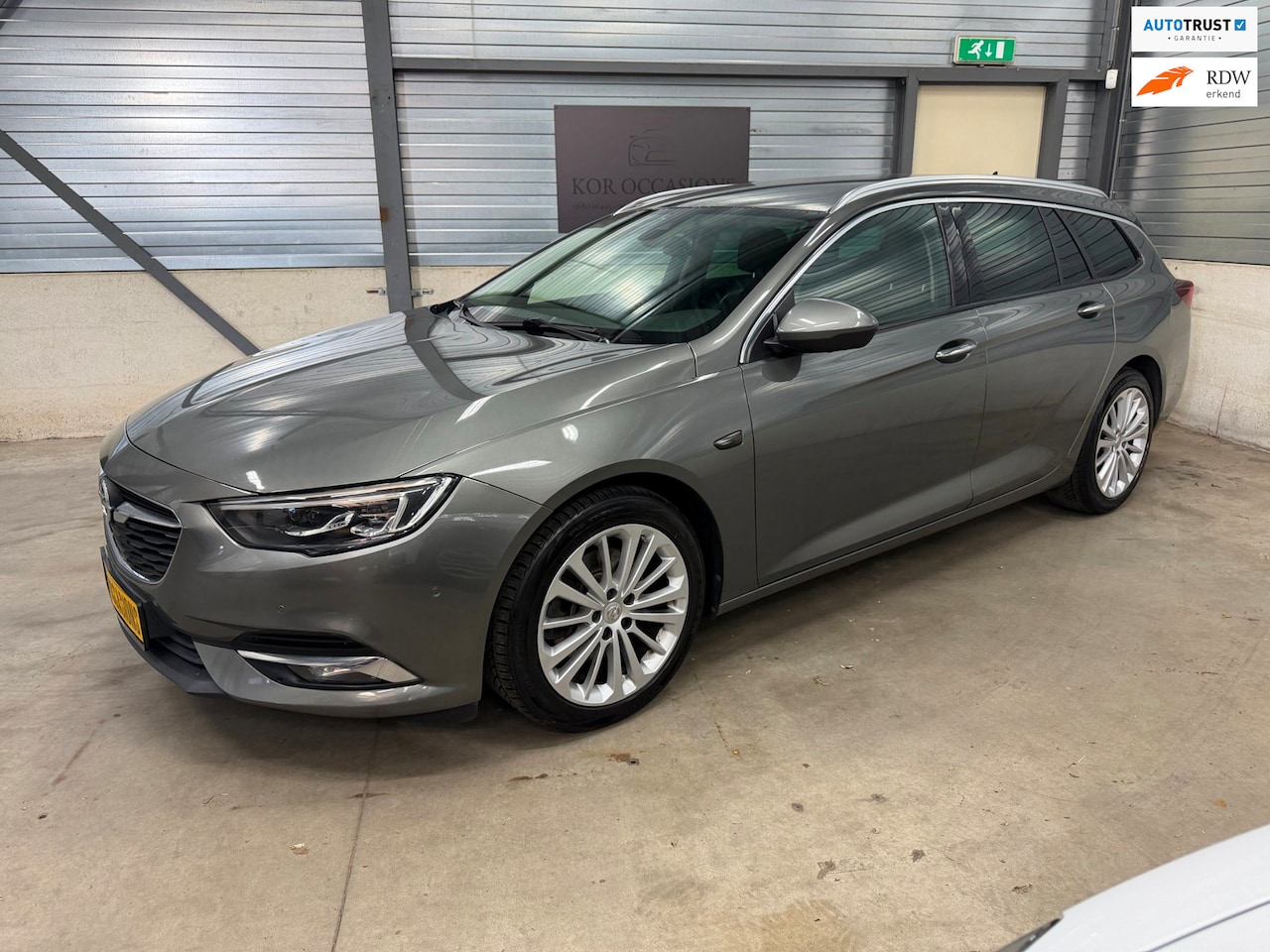 Opel Insignia Sports Tourer - 1.6 Turbo Innovation 1ste eigenaar - AutoWereld.nl