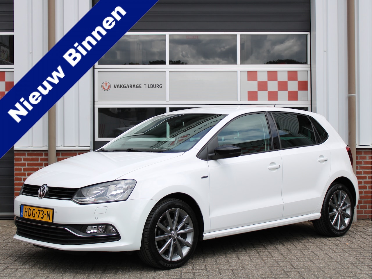Volkswagen Polo - 1.2 TSI 90PK FRESH /Camera/PDC/Stoelverwarming/Carplay/16'LM/Cruise control/Climate/Blueto - AutoWereld.nl