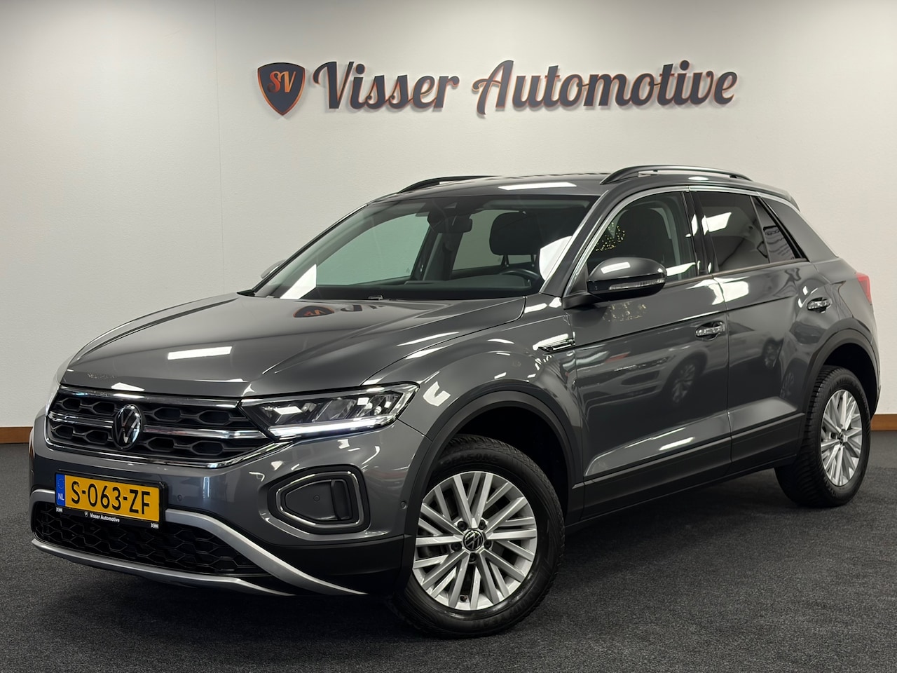 Volkswagen T-Roc - 1.0 TSI Life Business*Stoelverwarming*LED*Cruise-Control*Apple-Carplay* - AutoWereld.nl