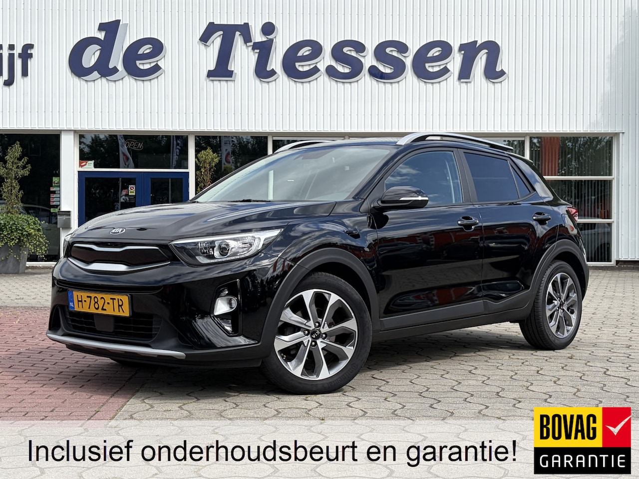 Kia Stonic - 1.0 T-GDi DynamicPlusLine Carplay, Navi, Rijklaar met beurt & garantie! - AutoWereld.nl