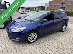 Ford Focus Wagon - 1.0 Titanium