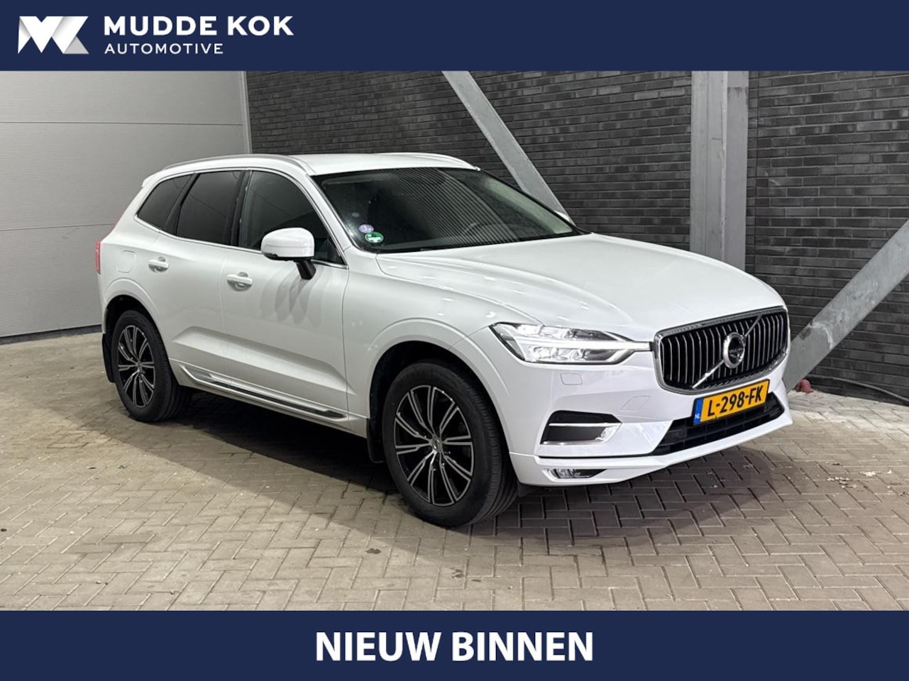 Volvo XC60 - 2.0 B5 Inscription | ACC | Trekhaak | 360° Camera | BLIS | Keyless | Stoel+Stuurverwarming - AutoWereld.nl