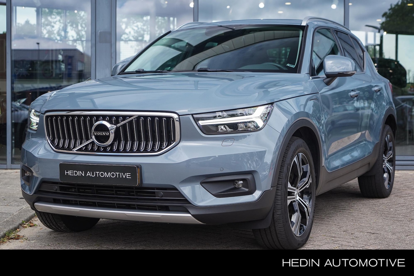 Volvo XC40 - T4 Recharge Inscription Expression | Panoramadak | Stoel en stuurverwarming | Adaptieve cr - AutoWereld.nl
