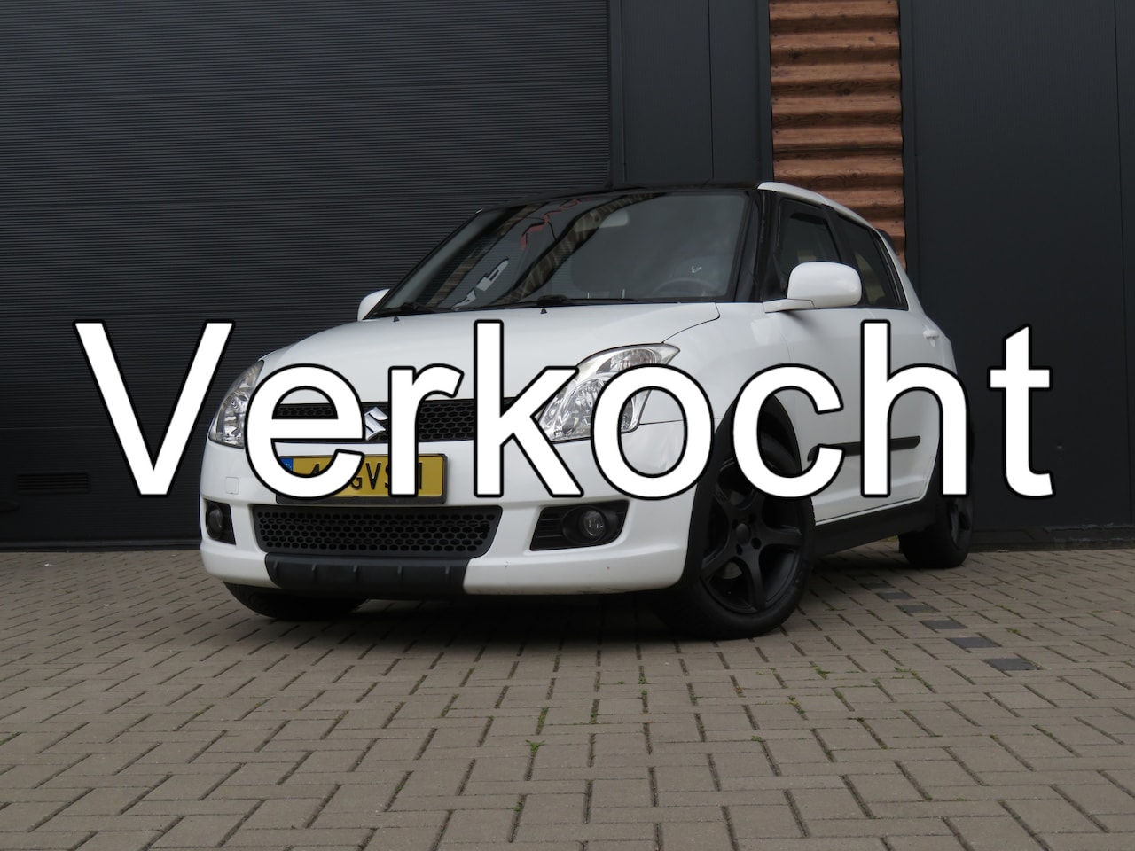Suzuki Swift - 1.5 GT Exclusive Automaat Airco CarPlay Nw APK - AutoWereld.nl