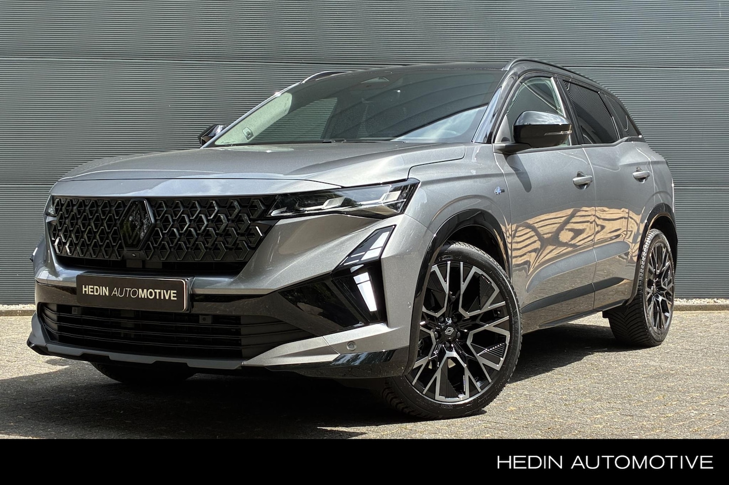 Renault Austral - 1.2 E-Tech full hybrid 200 iconic esprit Alpine | HUD | Panoramadak | Harman Kardon | - AutoWereld.nl