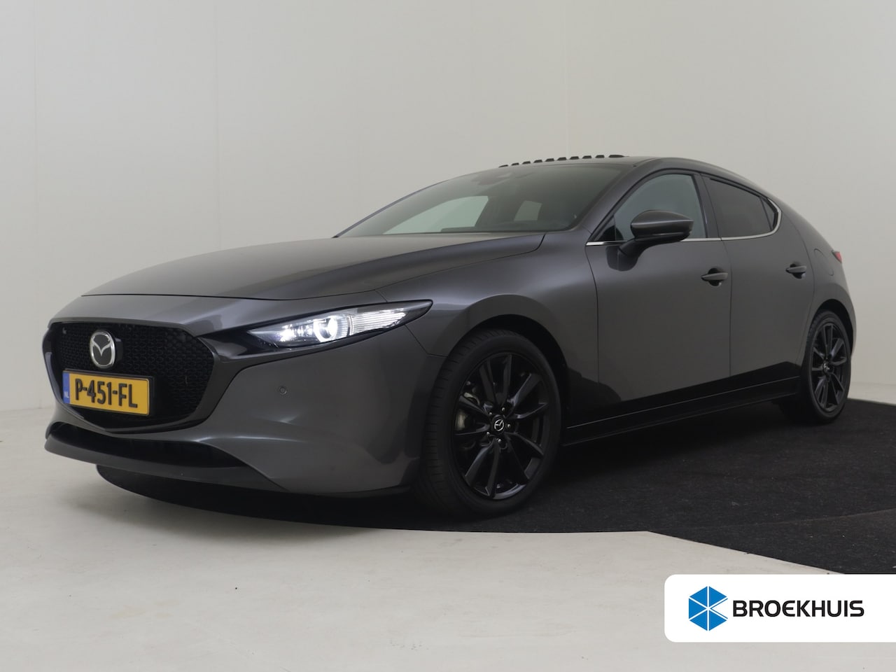 Mazda 3 - 2.0 e-SkyActiv-X M Hybrid 186 Luxury l Bose Sound l Leder l Schuifdak l LED l CLimate Cont - AutoWereld.nl