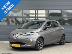 Renault Zoe - R90 BOSE 41 KWH (86% SOH) I KOOPACCU I P-CAMERA I CLIMATE CONTROL I STOELVERWARMING I NAVI