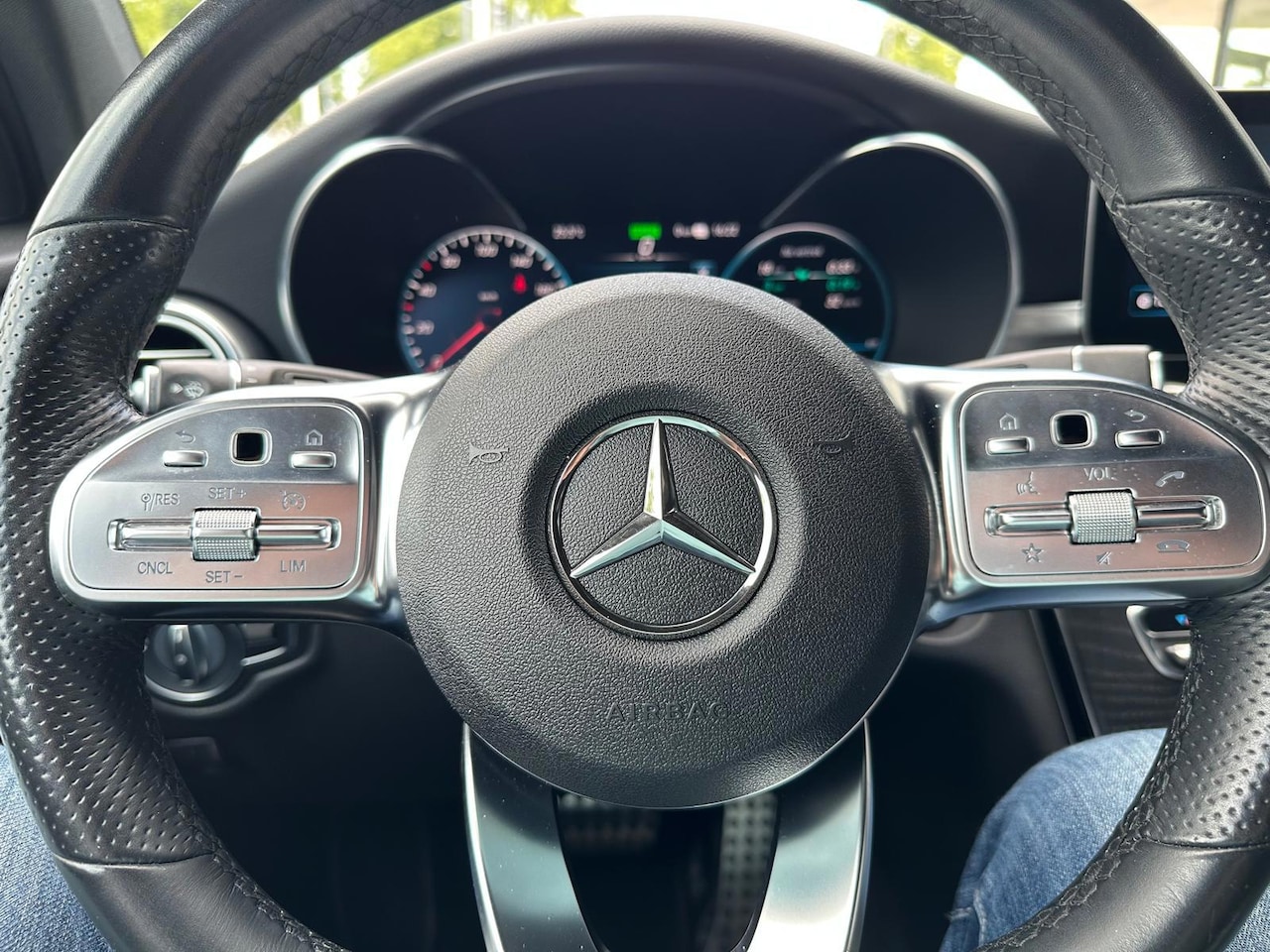 Mercedes-Benz GLC-klasse - 300e 4MATIC Business Solution AMG | Night Pakket