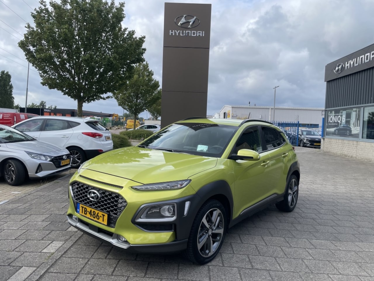 Hyundai Kona - 1.6 T-GDI Premium AUTOMAAT*RIJKLAARPRIJS*