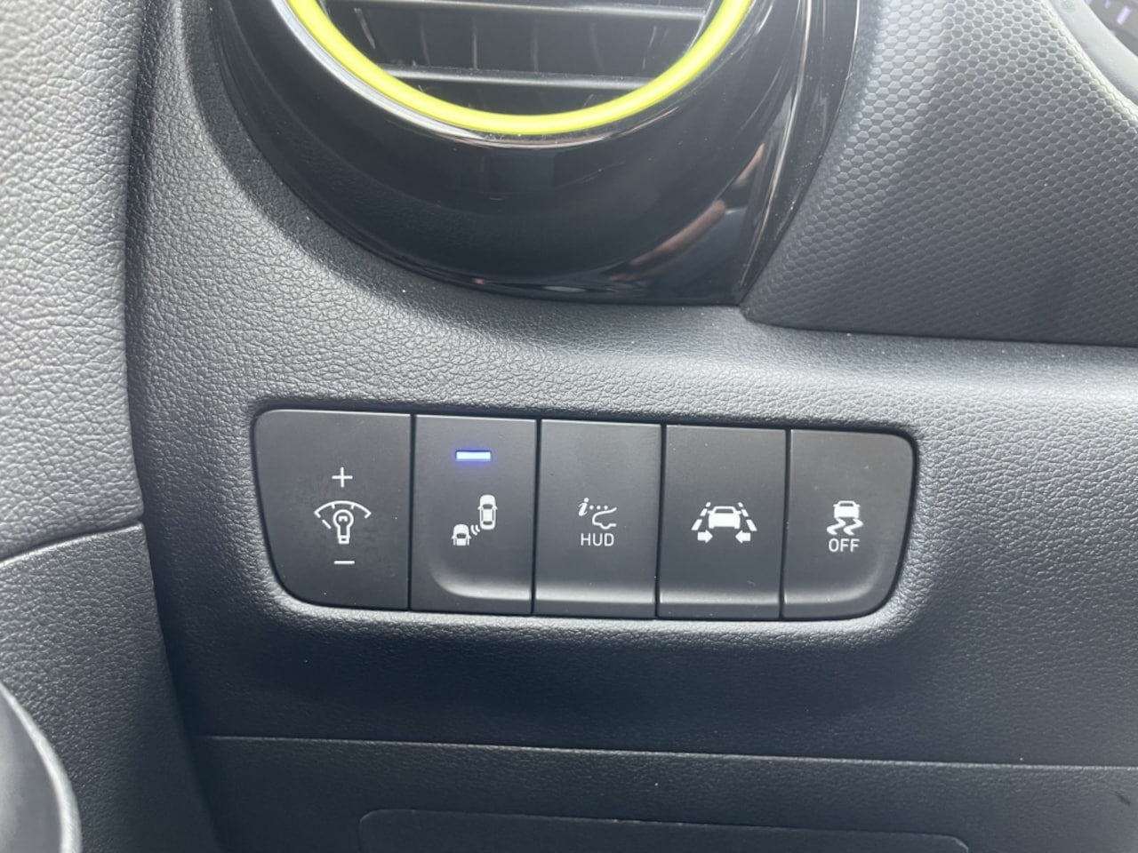 Hyundai Kona - 1.6 T-GDI Premium AUTOMAAT*RIJKLAARPRIJS*
